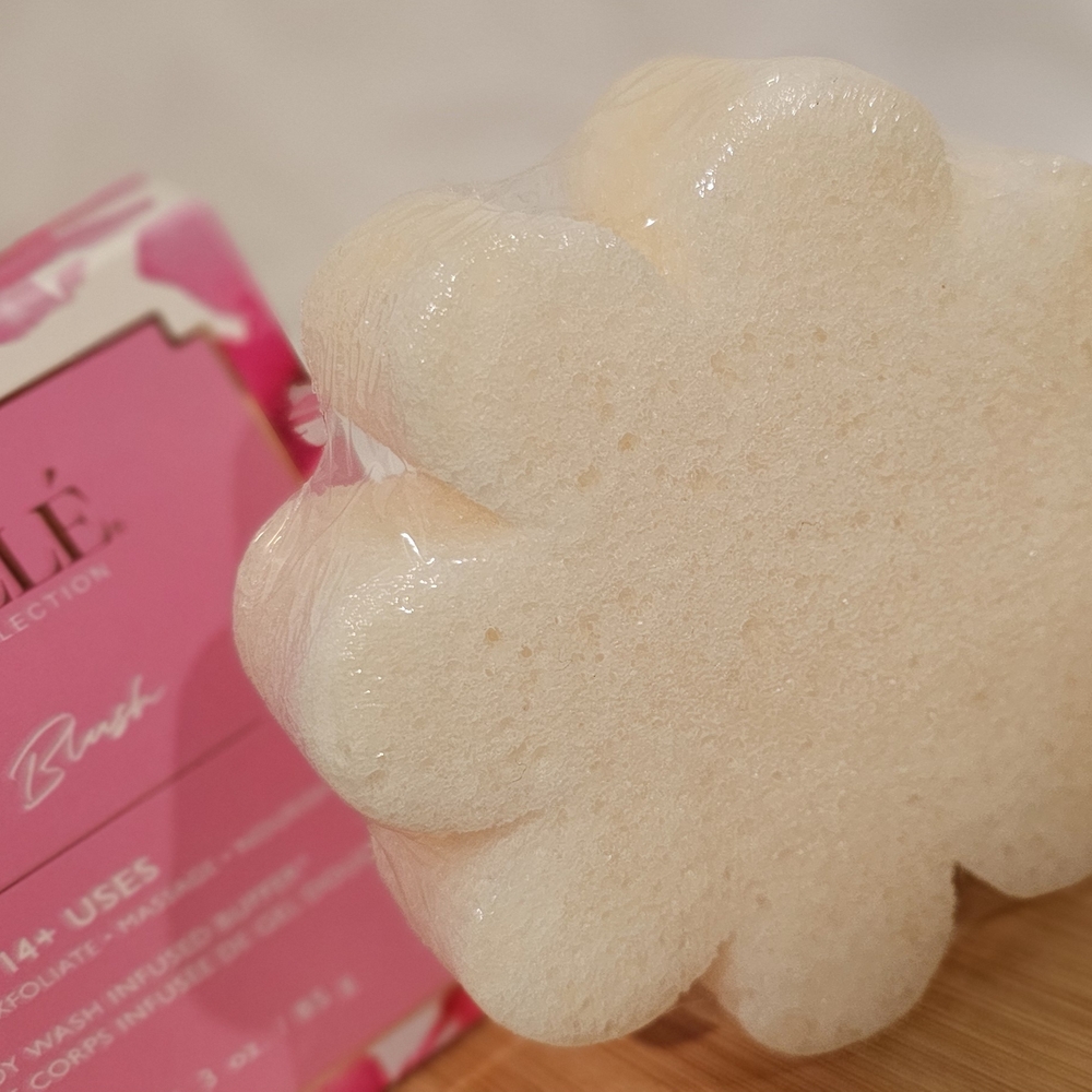 *NEW* Spongelle Pink Exfoliant and Scrub Bath & Body - Picture 4 of 4